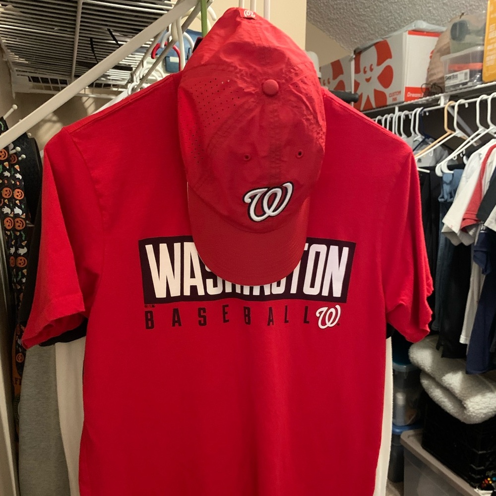 Washington Nationals Baseball t-shirt with ball-cap